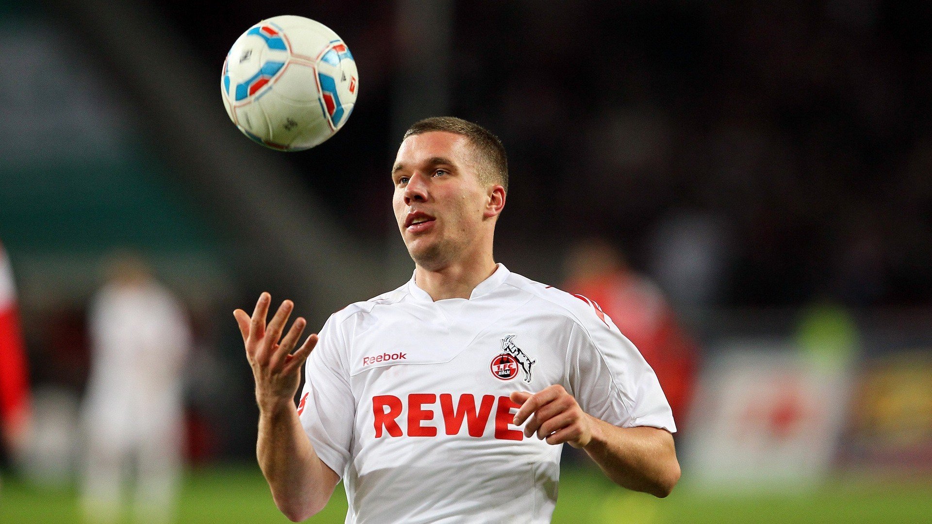 利物浦欧冠逐渐稳步推进,目标再创辉煌